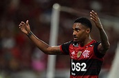 Flamengo divulga escalação para estreia na Libertadores com Vitinho ...