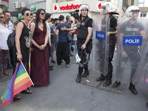 T Rkische Beh Rden Verhindern Gay Pride Marsch In Istanbul