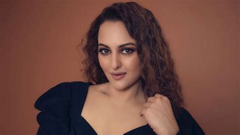 Sonakshi Sinha Talks About Taking Care Of Overall Health For A Fit Body Healthshots