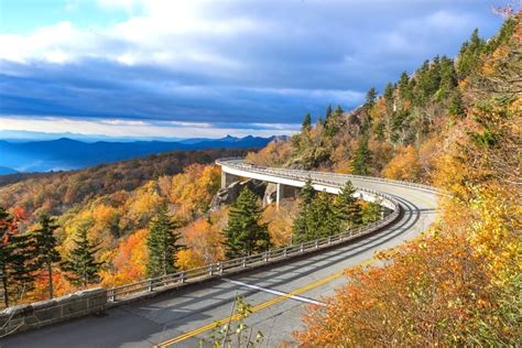 7 Best Blue Ridge Parkway Hikes Near Asheville Nc Short Easy