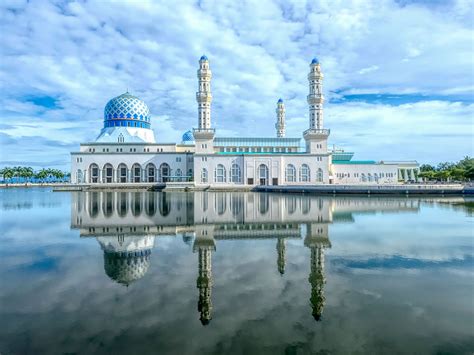 Kota Kinabalu City Mosque In Sabah Malaysia The Floating Mosque