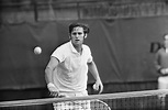 Quién fue… Roy Emerson: el único tenista de la historia que completó el ...