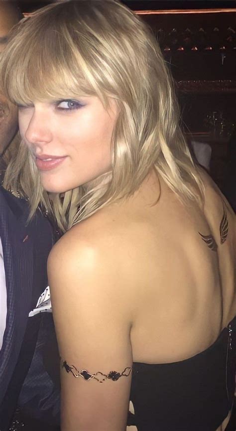 Sultry Taylor Swift With Some Sexy Temporary Tattoos Celeblr