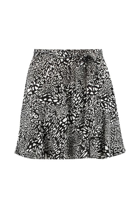 5 Falda Pantalón Con Cinturón De Lazo Negro Official Ms Mode® Online Store