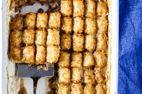 You can't go wrong with this breakfast casserole. Kielbasa and Tater Tot Casserole | Recipe in 2020 ...