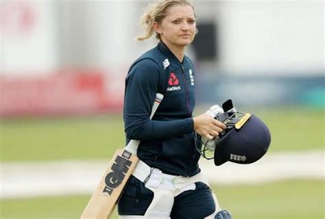 these are the five most beautiful women cricketers who made their special identity in the world