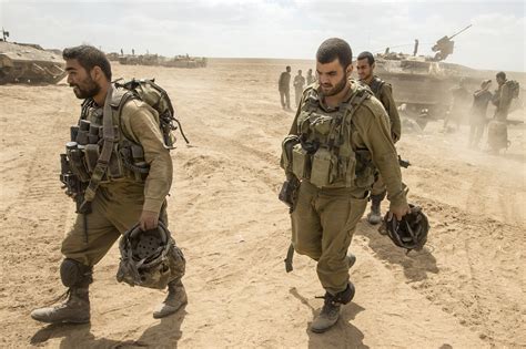 The israeli army has a long rich history and is beloved by the israeli people and followers of judaism around the world. The Reasons Why Israel's Military Is In Such A Tough Fight ...