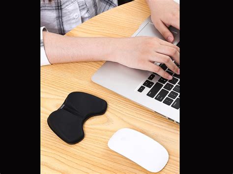 Ergonomic Gaming Mouse Pad Wrist Rest Silicon Gel Memory Foam