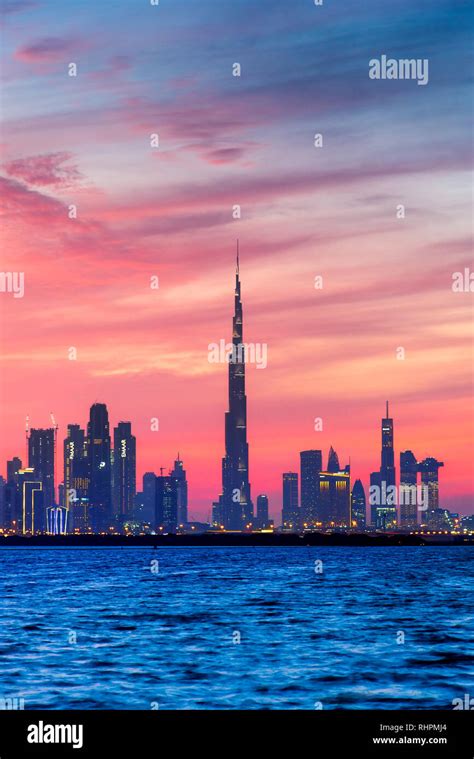Dubai United Arab Emirates January 10 2019 Beautiful Winter Sunset