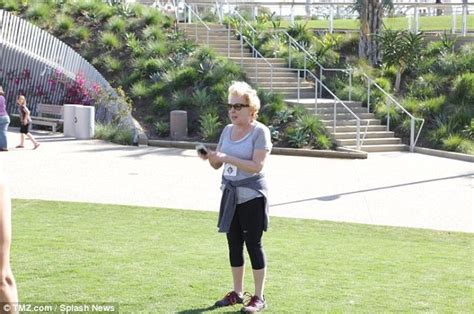 Billy Crystal Treats Wife Janice To A Birthday Treasure Hunt Daily