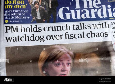 Liz Truss 'PM holds crunch talks with watchdog over fiscal chaos