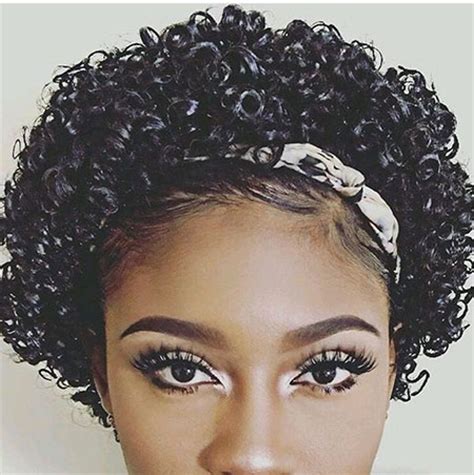 Notice how this curly hairdo offers sophistication with an edge. 40+ Best Short Curly Hairstyles for Black Women | Short ...