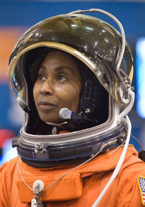 Programa Artemis de la NASA una de estas astronautas será la primera mujer en llegar a la Luna