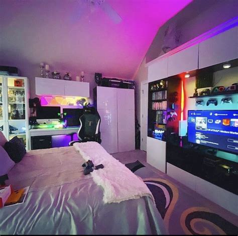 Pin By Krystaal The Stylist On Boys Room Gamer Bedroom Cool Bedrooms