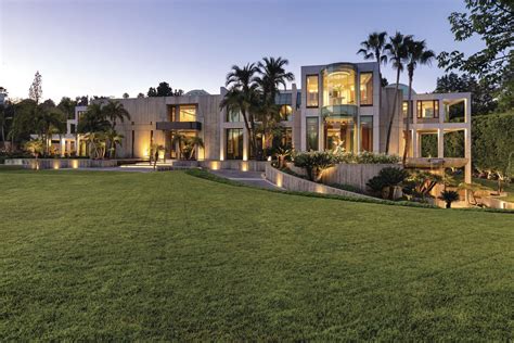 A 75 Million Mansion In Beverly Hills Makes A Splash Los Angeles Times