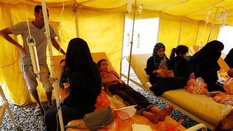 Yemen Cholera Cases Pass 300000 As Outbreak Spirals Icrc Bbc News