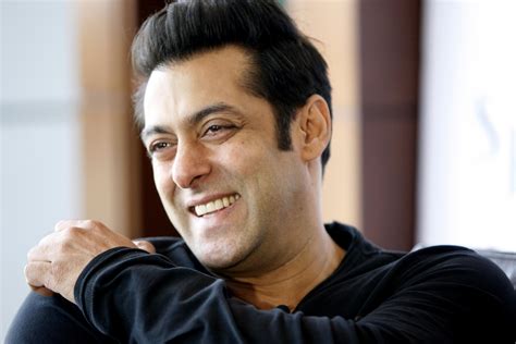 Following are the most popular stars of bollywood of all times. 18 Bollywood Stars Who Changed Their Names Before Making ...