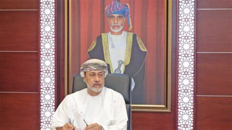 The bendahara dynasty comprised ministers who had previously served the malacca sultanate. Haitham ben Tarek a été désigné nouveau sultan d'Oman par ...