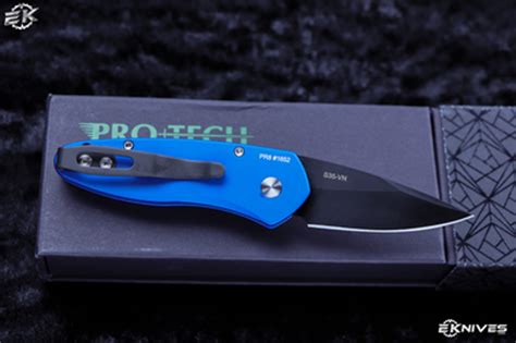 Protech Sprint Automatic Folding Knife Blue 195 Black Spear Point