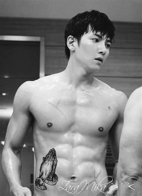 More about ji chang wook vn: Ji Chang Wook, his tattoos and black and white magic in ...