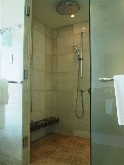 Shangri-La Hotel Tokyo - Escape the Mundane