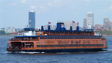 Gambar Perahu Kota New York Mengangkut Kendaraan Nyc Amerika