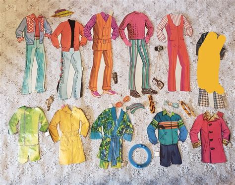 The Brady Bunch Paper Dolls 1973 By Whitman Two 95 Inch Etsy