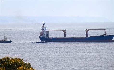 General Cargo Ship Levant Horizon Ran Aground In Lisbon Maritime Herald
