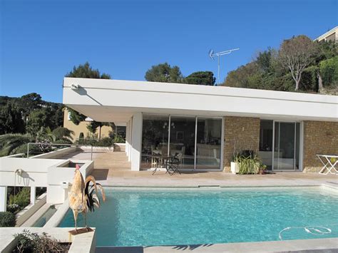 Découvrez notre large choix de maisons en vente à urrugne. maison moderne haut de gamme a vendre