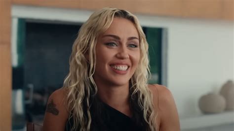 Miley Cyrus Had Fitting Reaction To Her Mom Tish Getting Engaged To