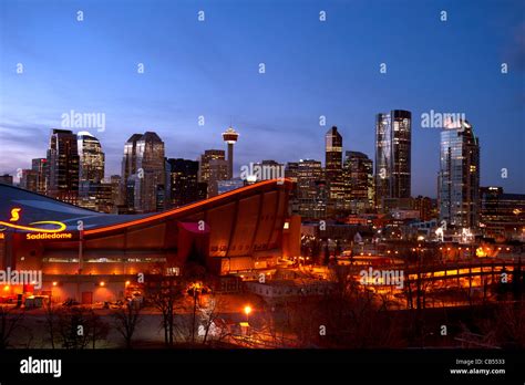 Calgary Skyline At Sunset Stock Photo Alamy