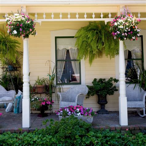 30 Front Porch Ideas and Décor for a More Welcoming Space