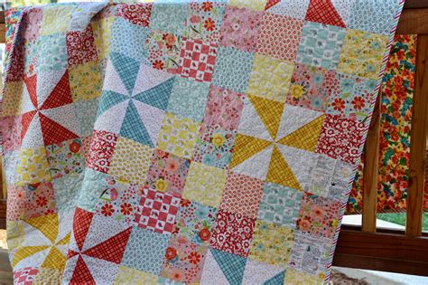 Pinwheels Patches Quilt Tutorial