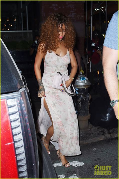 Rihanna Goes Braless For Late Night New York Dinner Photo 3418471 Rihanna Pictures Just Jared