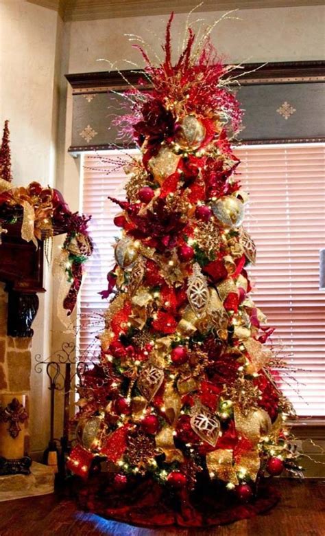 Ukrainians decorate their christmas trees with spider webs. Elegant Christmas Tree Decorating Ideas - Christmas ...