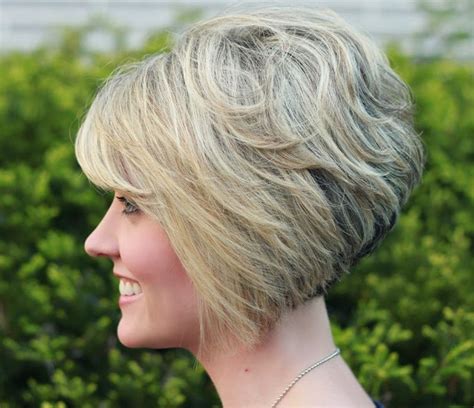 Gorgeous Stacked Bob Hairstyle With Side Swept Bangs For Thick Hair