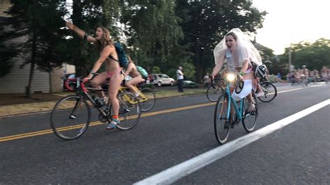 Photos Portland World Naked Bike Ride Warning Nudity Kgw Com