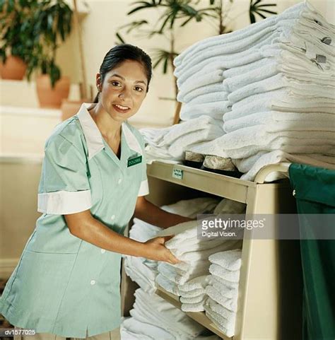 Folded Laundry In Basket Photos Et Images De Collection Getty Images