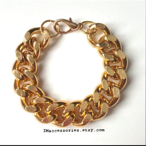 Items Similar To Gold Chunky Curb Chain Bracelet On Etsy