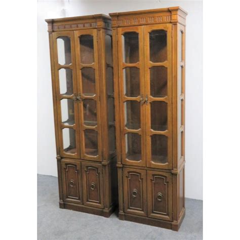 Living room furniture, curio cabinets, thomasville. Thomasville Directoire Style Curio Cabinets - a Pair ...