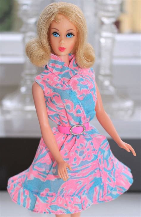 Marlo Flip Barbie 1969 In Ruffles N Swirles From 1970 Vintage Barbie Barbie Fashion