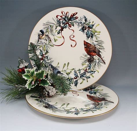 2 Lenox Dinner Plates Winter Greetings Cardinal Holly Bird Bow Gold