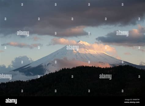 Sunset And Cloud Mount Fuji Fuji San Is The Highest Mountain In