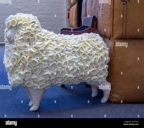 Australian Wool Bale Hi Res Stock Photography And Images Alamy