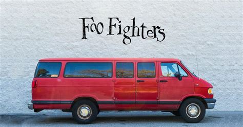 Encontre modelos de tênis vans: Foo Fighters Kick Off 25th Anniversary With 'The Van Tour' — Revisiting Tour Stops From Their ...