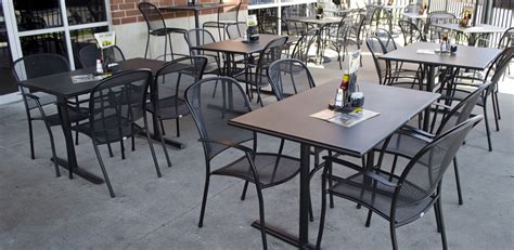 We've got ideas for restaurant chairs in four different types of dining. Commercial Outdoor Dining Furniture | Outdoor Restaurant ...