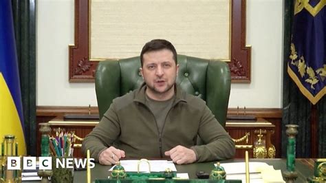 war in ukraine president zelensky posts video from office in kyiv