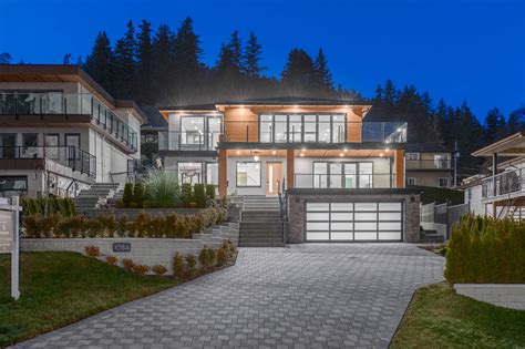Forever Views Custom Home Builders North Vancouver