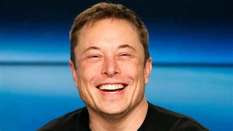 Video Elon Musk Se Fuma Un Porro De Marihuana En Plena Entrevista Rt