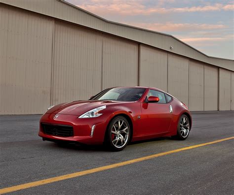 Nissan 370z Updated For 2013 Model Year Autoevolution